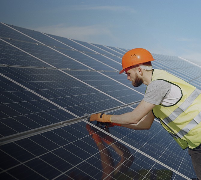 Stellenbilder 670x600 Monteur Photovoltaik